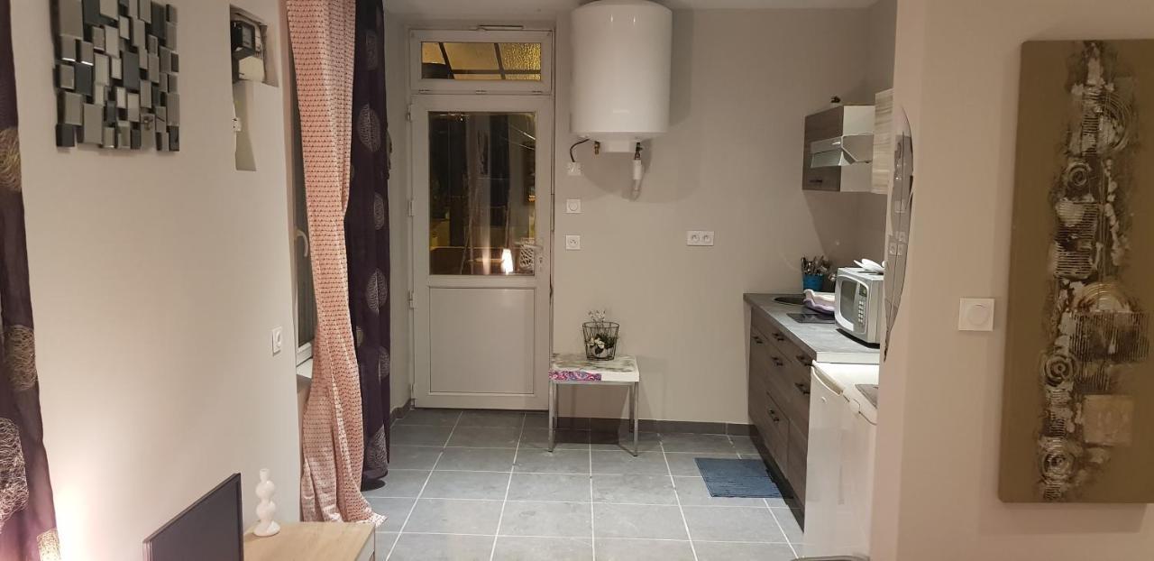 Bel Moderne Apartment Roanne